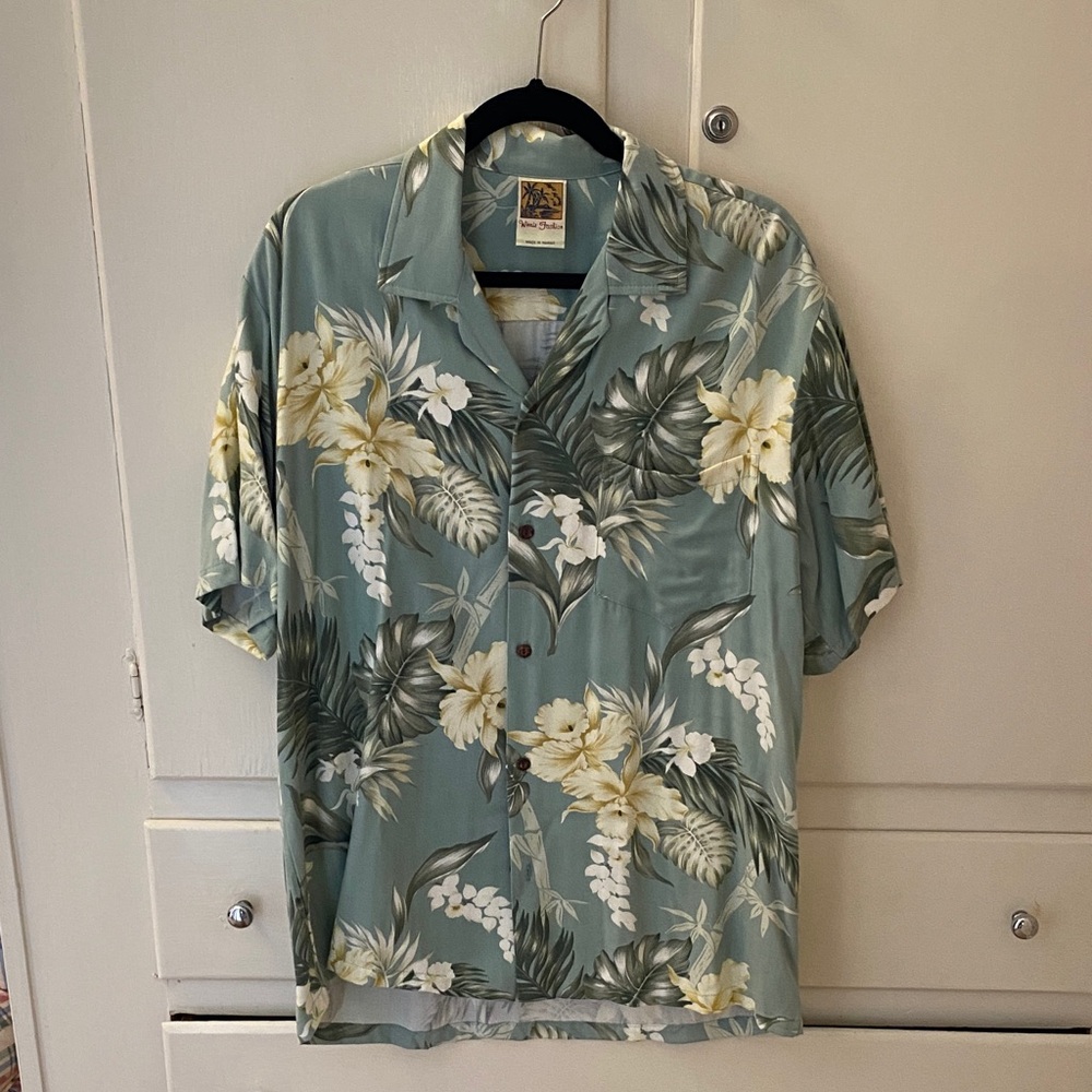 Hawaiian Shirt Winnie Fashion Authentic Green White Orchid Short Sleeve Size L